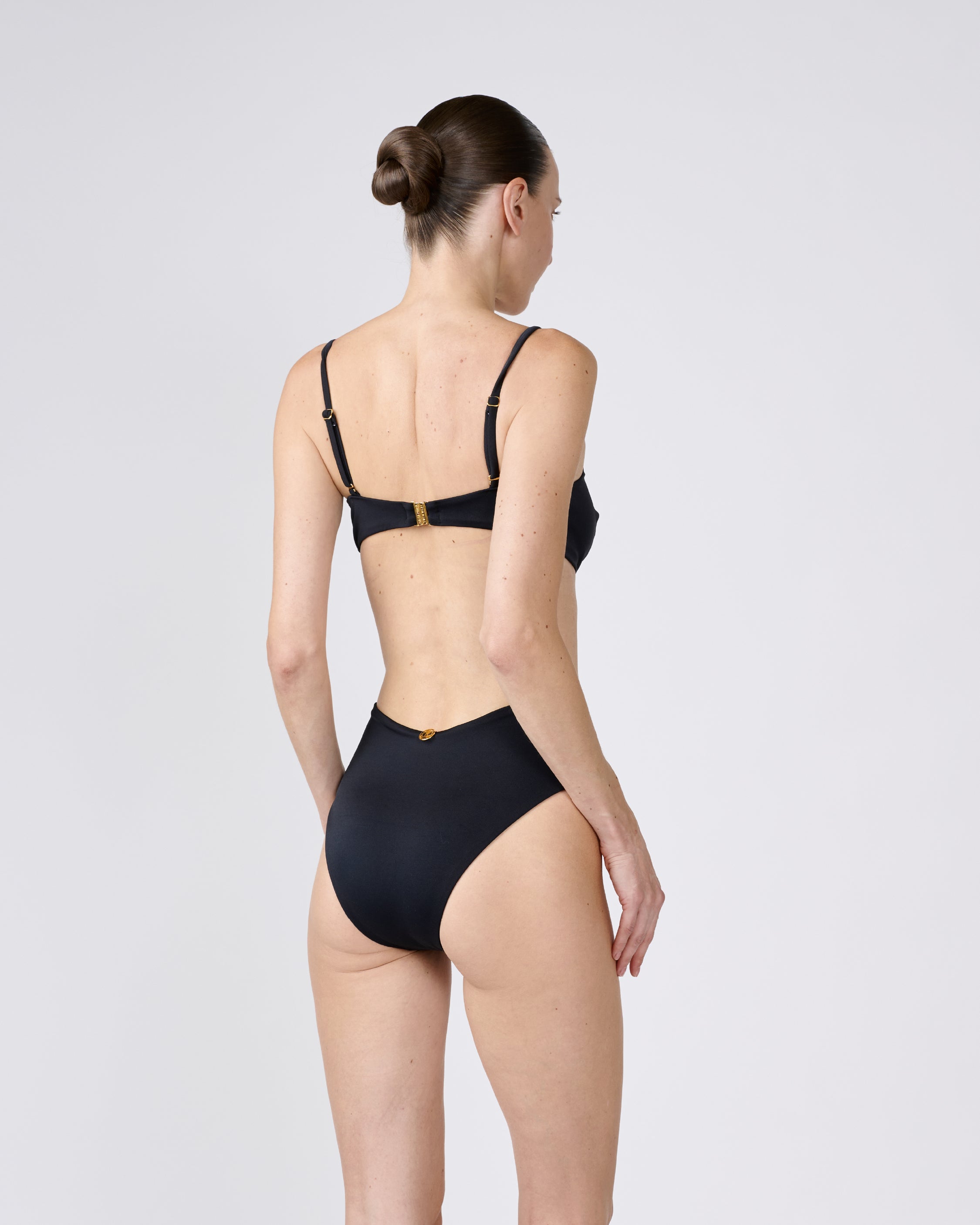 VICTORIA ONE PIECE SWIMSUIT